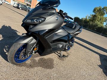 Yamaha Tmax 560 iconblack 2024