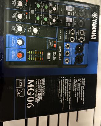 Mixer Yamaha MG06