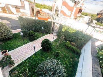 VILLA A SCHIERA D'ANGOLO A CARINARO