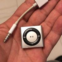 Apple ipod shuffle 4ª generazione silver 2 GB