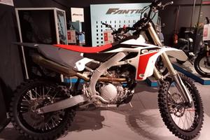 FANTIC MOTOR XXF 250 .