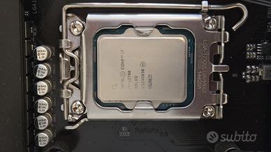 Scheda Madre Gigabyte Z690 UD DDR4