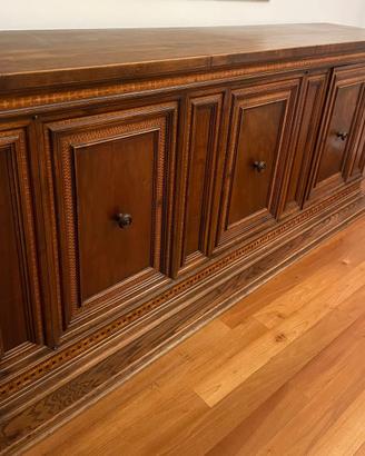 Credenza Veneziana in legno intarsiato