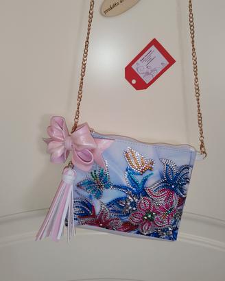 Pochette con tracolla