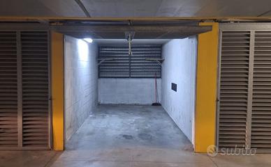Box in Via Pavia, Milano - Navigli -
