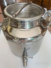 Contenitore per olio 5 litri.