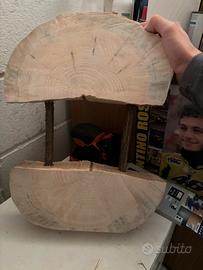 Soprammobile in legno