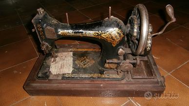 Antica Macchina da Cucire Singer Manufacturing 28k