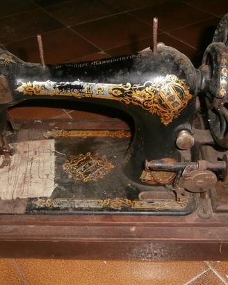 Antica Macchina da Cucire Singer Manufacturing 28k