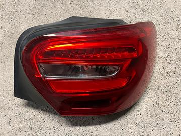 Fanale posteriore dx a led Mercedes classe A W176