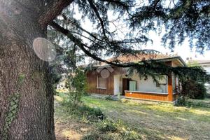 VILLA SINGOLA A BREGNANO