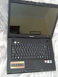 Pc portatile SAMSUNG