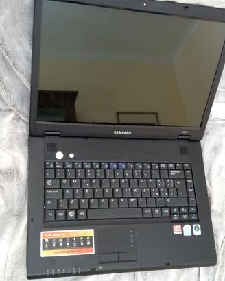 Pc portatile SAMSUNG
