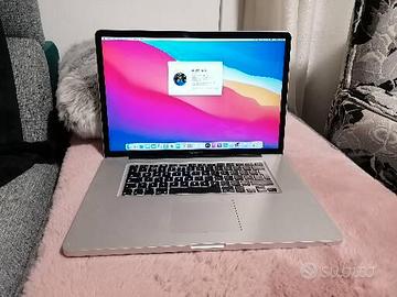 MacBook 17 pollici