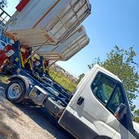 Allestimento compattatore per Iveco daily
