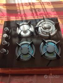 Piano cottura gas nero in vetro da incasso