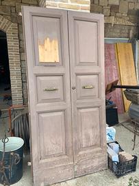 Portone in legno