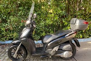 Kymco People GTi 200