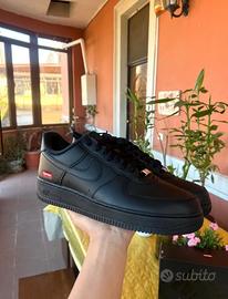 Sneakers Supreme x Nike Air Force 1 nere 37.5