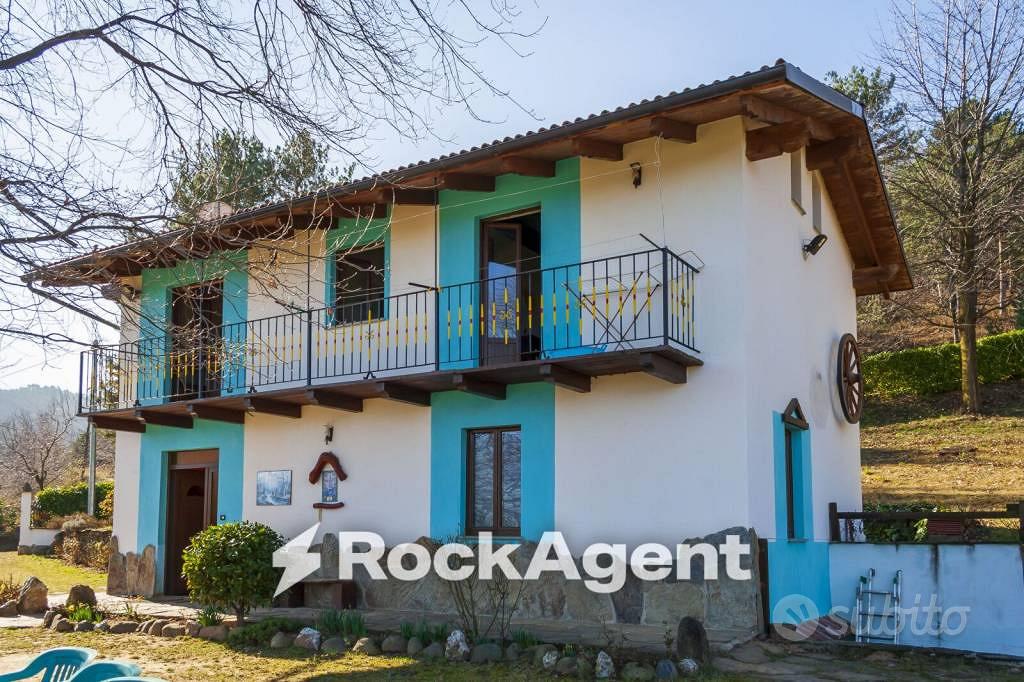 Rustico / Casale di 535 m² con 4 locali e box auto - Vista 3