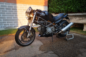 Ducati Monster 600 del 2001 a carburatori