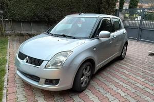 Suzuki Swift 1300 sport