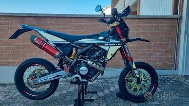 Fantic 125 XMF COMPETITION