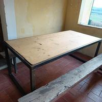 Tavolo in ferro e legno mass. – Stile industriale