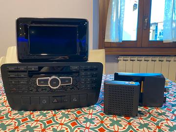 Autoradio per Mercedes W246, W176 con CarPlay e AA