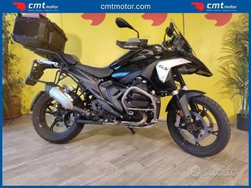 BMW R 1300 GS TRIPLE BLACK