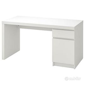 Scrivania Ikea Malm