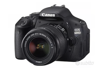CANON EOS 600d + Ob. 18-135 mm + Flash 430 ex