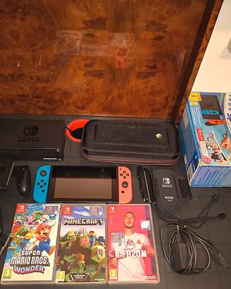 Nintendo Switch Sports + 3 Giochi + Custodia