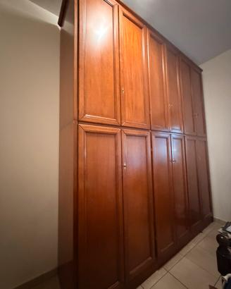 Grande armadio 10 ante in legno stile classico