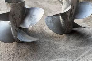 Coppia Eliche Mercury Marine 22P Acciaio