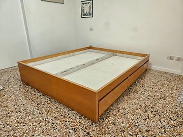 Letto matrimoniale in frassino massello