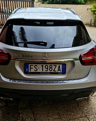 Mercedes GLA SPORT 200d