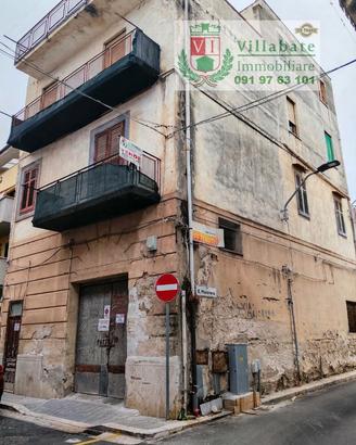 Palazzina di mq 330 Terra Tetto grande metratura