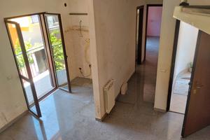 Bilocale con terrazzo