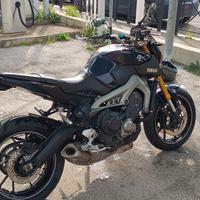 YAMAHA MT-09 2014 – 36.300 km – lavori recenti