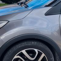 Cerchi in lega e gomme da 17 pollici