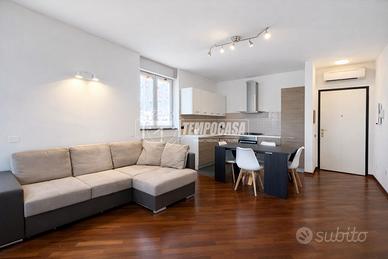 AMPIO E LUMINOSO BILOCALE DI 75 MQ!