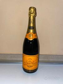CHAMPAGNE VEUVE CLICQUOT BRUT CUVEE BICENTENAIRE