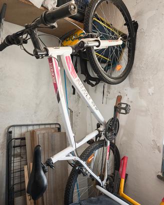 Mountain bike B'Twin Rockrider ruote 21"