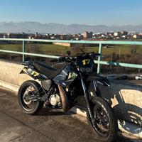 Yamaha dt 125 supermoto