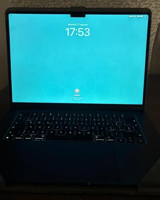 macbook air m2 15"