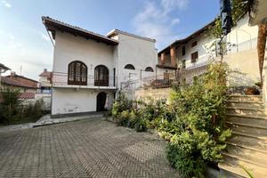 CASA DI CORTE A ALBIANO D'IVREA