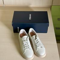 Sneakers FRAU nuove 41
