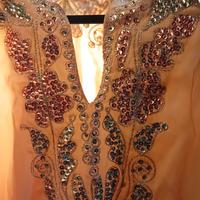 ABITO LUNGO GIALLO ORO