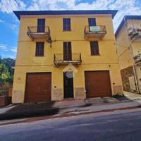 3 LOCALI A BADALUCCO